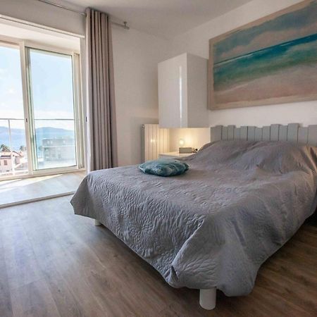Tres Beau T2 Climatise Refait A Neuf, Vue Mer Panoramique Exceptionnelle A 120M A Pied De La Plage La Ciotat Exterior foto